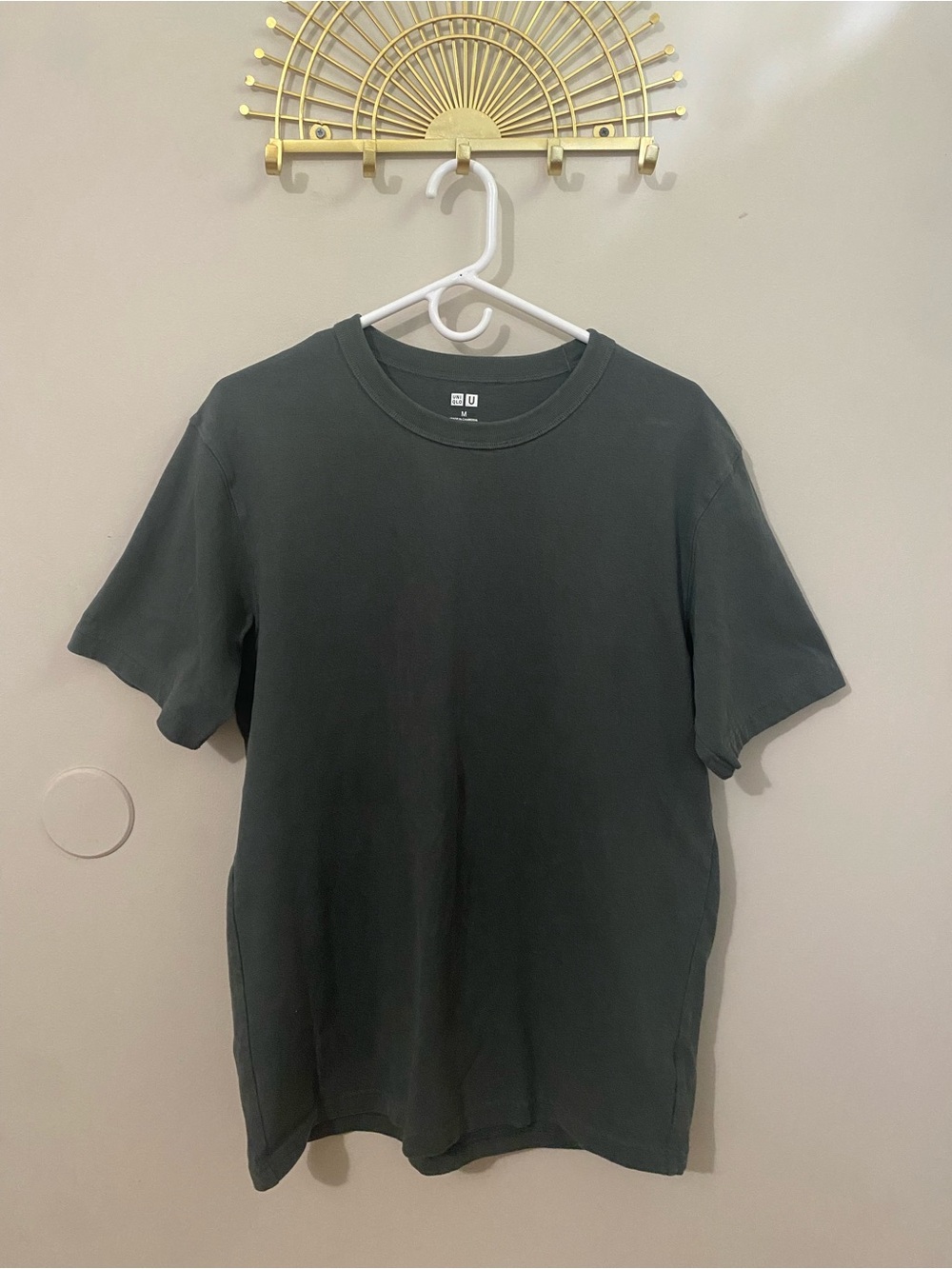 Uniqlo Men's Short-Sleeve Crew Neck T-Shirt — Dark Grey